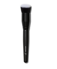 e.l.f. Camo Liquid Blush Brush, Angled Blush Brush Ideal For Applying Blending