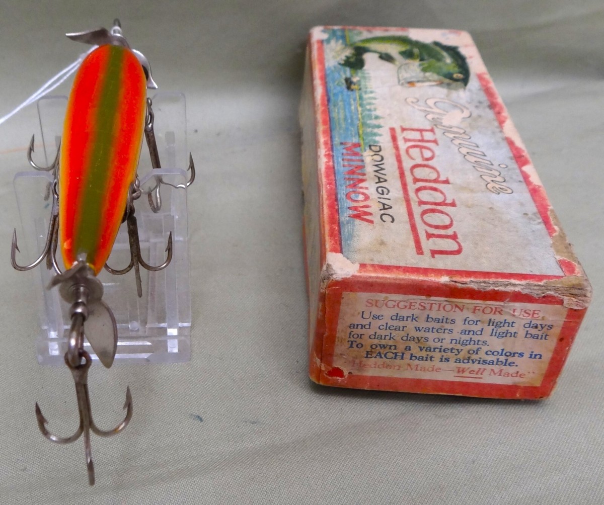 Heddon 150 Five Hook, L-Rig Minnow w/Correct Box, Rainbow
