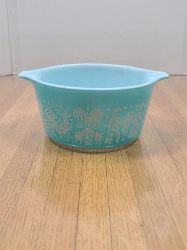 Vintage PYREX Amish Butterprint Casserole Dish 1 Qt. #473  Turquoise