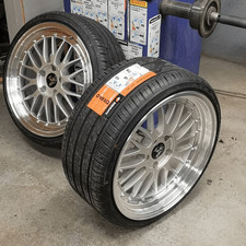 19 Zoll UA3 Tiefbett Sommer Kompletträder 8,5x19 5x112 ET45 silber für VW Golf
