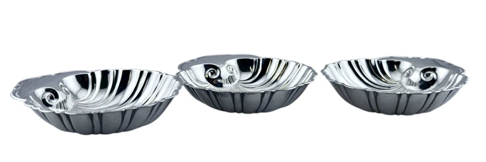 Juego de 3 platos Gorham de plata de ley con forma de vieira Foto 3 de 4