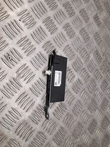 Porsche Cayenne (92A) 2014 Vorne Antennenverstärker Signalverstärker ATV61986