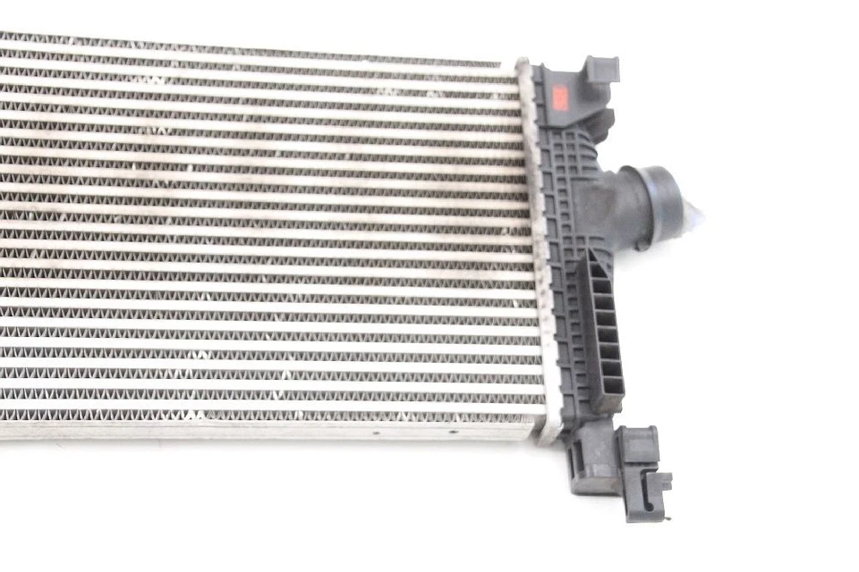 Ladeluftkühler Opel ASTRA J Caravan 13267646 DELPHI 1302144 1.4 88 KW 120 PS - Bild 3 von 3