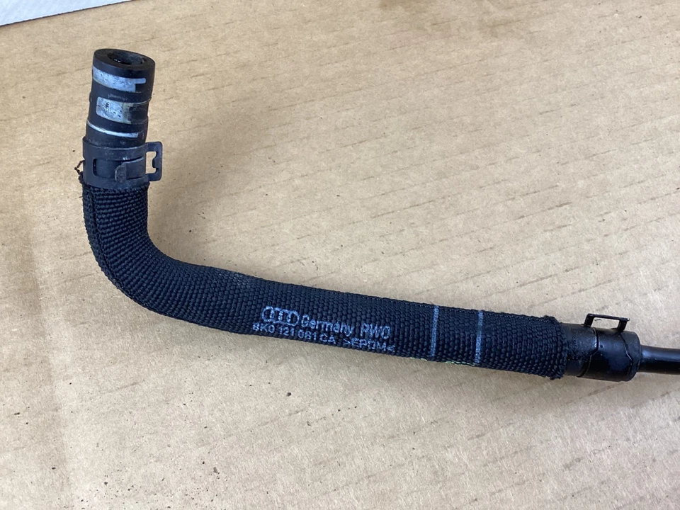Tubo de manguera de tanque de expansión Audi A5 Quattro 2012-2016 8K0121081CA fabricante original Foto 2 de 4