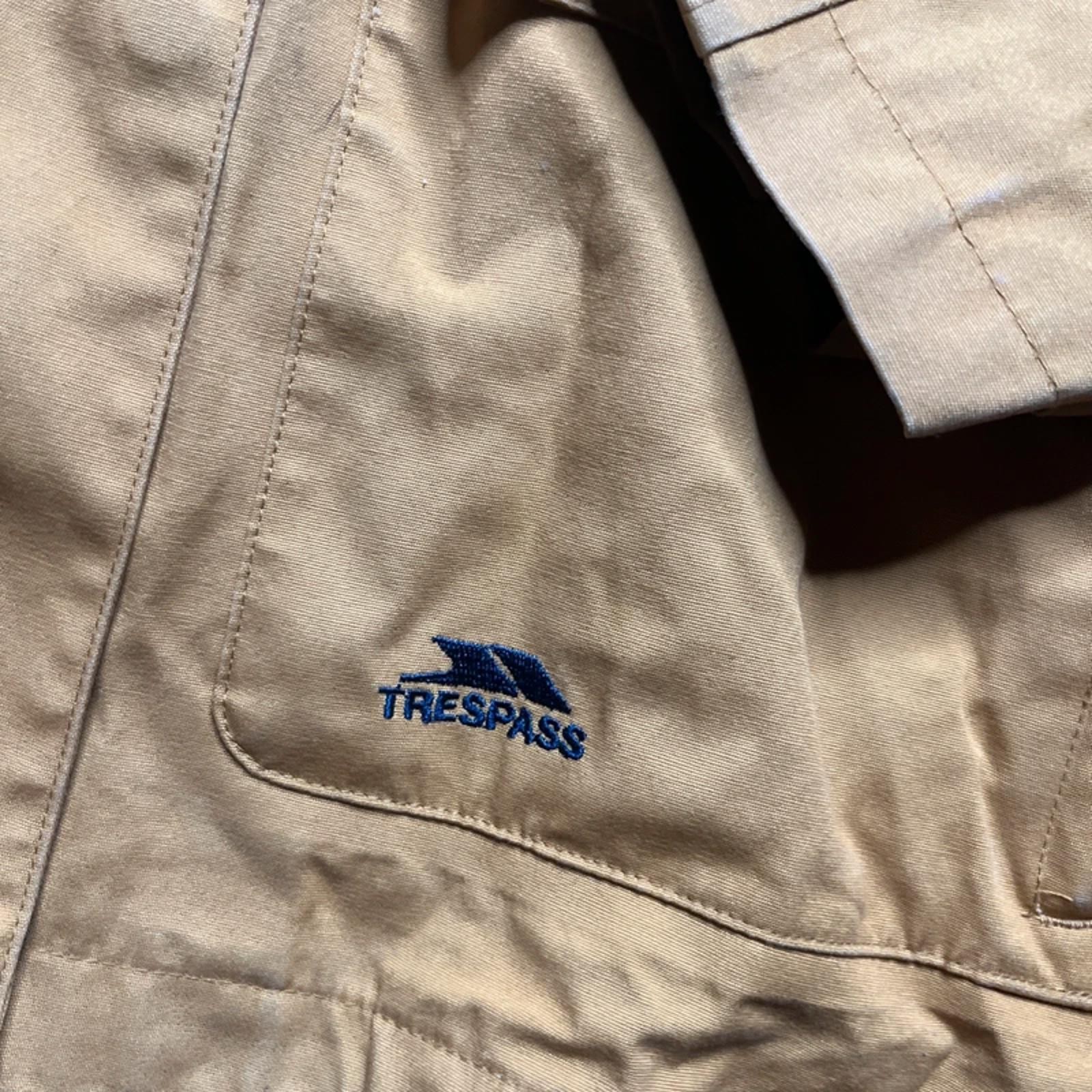 Trespass Women’s Yellow Lightweight Rain Jacket | L image 3