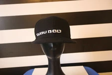 Dudu Bao Unisex Black Flat Visor Snapback One Size Baseball Cap