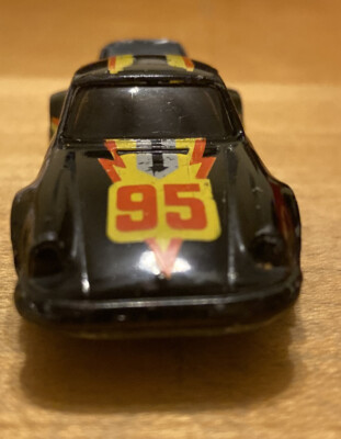 Vintage 1974 Hot Wheels Porsche P-911 Black #95 Rare Gold Wheels