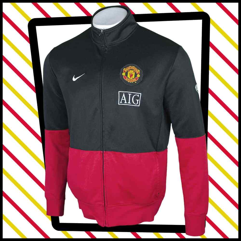 NIKE Manchester United 2009/2010 Training Track Jacket Size NIKE Manchester United 2009/2010 Training Track Jacket Size