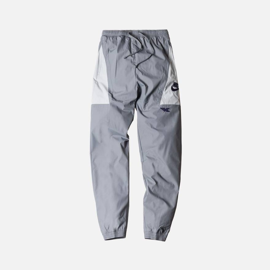 Kith x Nike Take Flight Windbreaker Jacket / Pants set Grey Kith x Nike Take Flight Windbreaker Jacket / Pants set Grey
