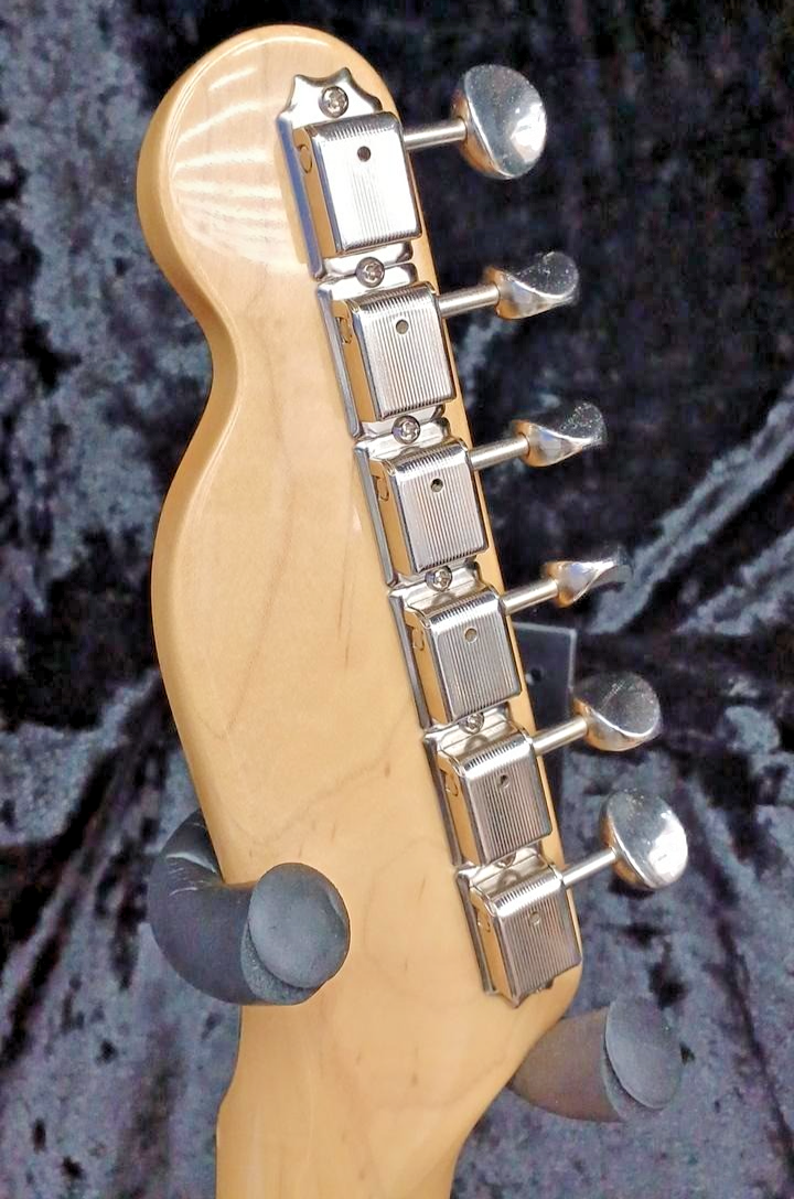 Fender Japan TN72-93 Thinline Telecaster Guitar 3-Tone Sunburst