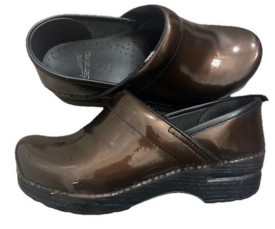 Dansko Brown Metallic Nursing Healthcare Clogs Women Nurse Shoes Size 37