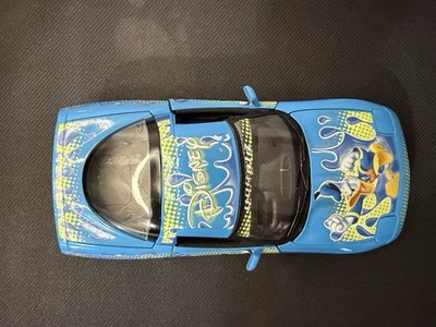 ドナルド・シュリンプ RARE Disney Collection Donald Duck Chevrolet Corvette C5 **CRACKED