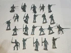 A NICE SET OF 22 MARX ALAMO PLAYSET MATTALIC BLUE MEXICAN TROOPS.