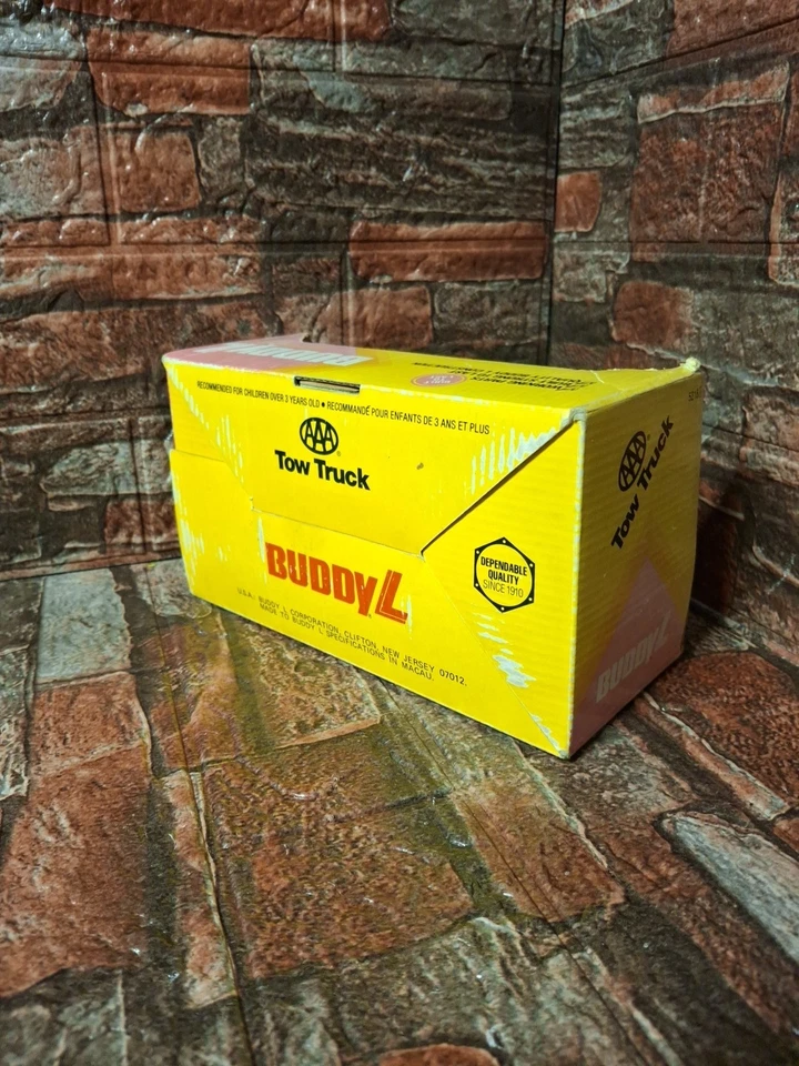 Camión grúa Buddy L AAA servicio 24 horas acero prensado blanco azul de colección 1979 Foto 2 de 4