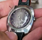 Vintage Timex Automatic Watch Non‑Running Cracked Crystal – 1977original strap