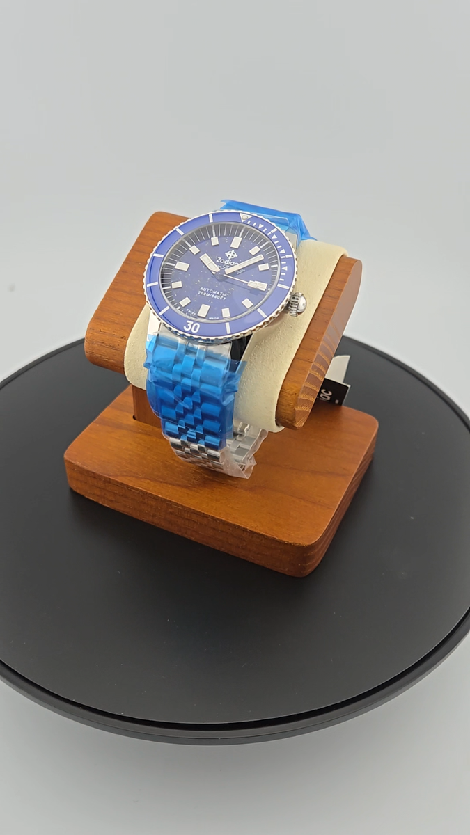 Zodiac Super Sea Wolf ZO9312 Blue Lapis Lazuli Dial Compression
