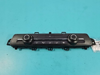 Klimaanlagen-Bedienfeld in der Mittelkonsole Toyota Proace City 98340416ZD 19-23