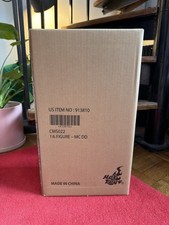 Hot Toys CMS022 Doctor Doom 1/6 Scale Figure