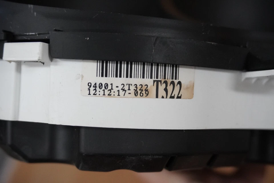 2012 2013 Kia Optima cabeça de instrumento medidor de velocidade cluster fabricante de equipamento original Unk milhas - Imagem 3 de 4