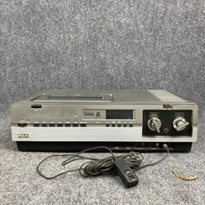 Vtg RCA SelectaVision VGT200 VCR Video Cassette Recorder w/ Remote Needs Belt