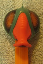 Vintage house fly  PEZ dispenser broken foot