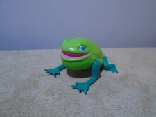 ERIC CARLE  WHAT DO YOU SEE   GREEN FROG 1  X 2  FIGURE  MA1118 