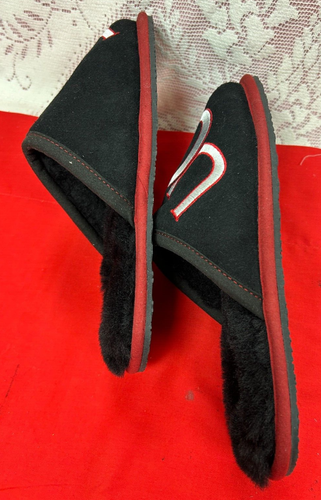NEW-Ugg Australia Men`s Scuff Logo 1135612- Slipper Size- 8.NIB .Vietnam. - Picture 10 of 15