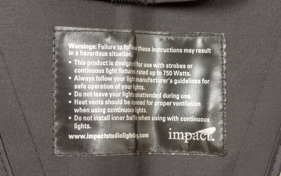 Impact Luxbanx Duo Small Strip Softbox (12 x 36") with fabric grid 12x36" - Image 4 of 4