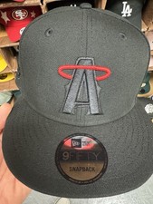 New Era Los Anaheim Angels 9Fifty Snapback Kappe Schwarz Auf Rot Bicolor A Halo