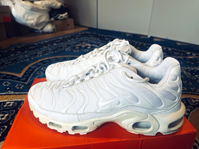 Nike Air Max Plus TN Herren Sneaker Weiß Low Top Schnürung EU 40 604133-027