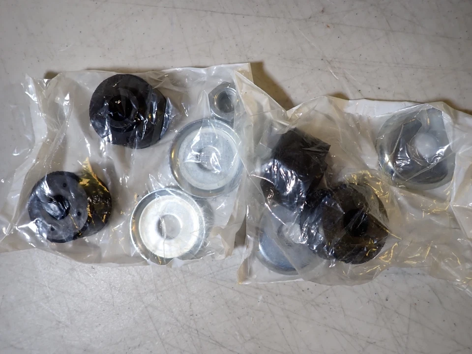 Monroe 65468 Shock Absorber for Isuzu FSR FVR Peterbuilt 382 - Image 4 of 4