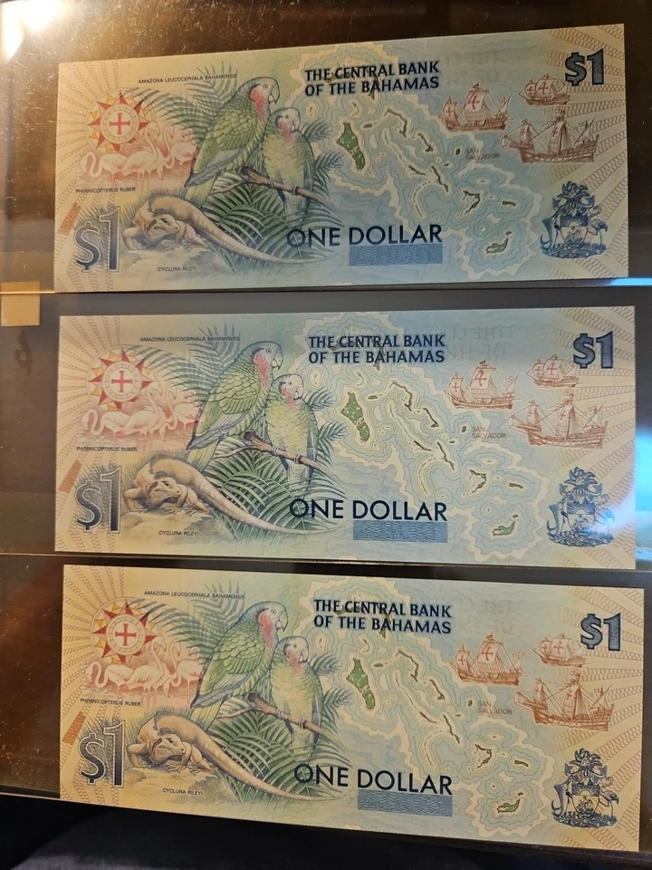 BAHAMAS 1 Dollar 1992 UNC COLUMBUS 1492-1992 500 Anniversary 3 Sequential Bills - Image 2 of 2