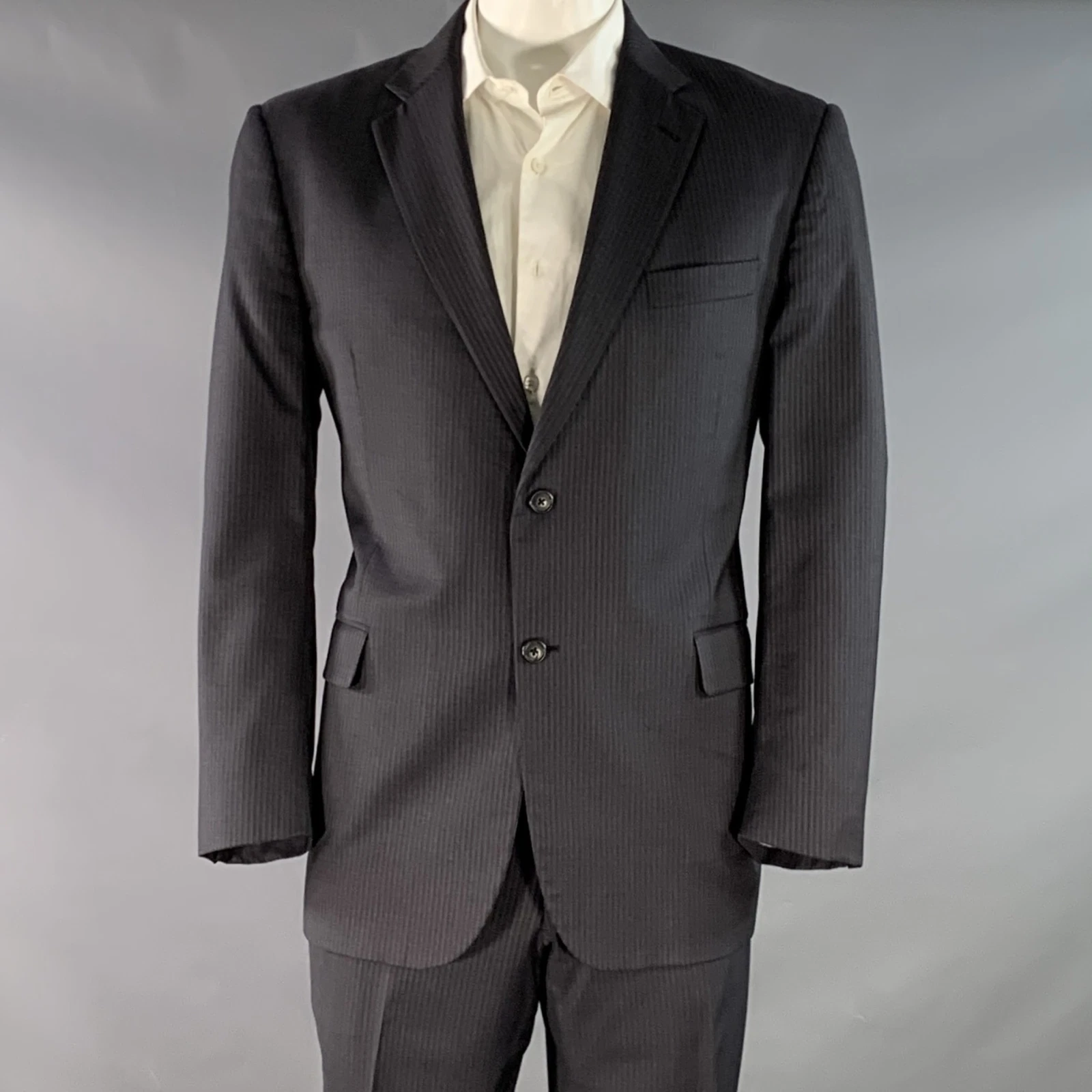 Tuta BURBERRY LONDON taglia 44 regular nera grigia a righe in lana con risvolto