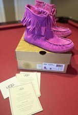 UGG Australia boots With Fringe - Girls 6/Womens 7 Gently Used. Well Cared For