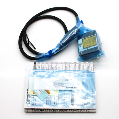 Omron 300mm Diffuse Reflect Line Beam Photoelectric Smart Sensor