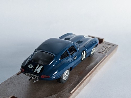 Best 9016 Jaguar E Type Coupe Tourist Trophy 62 1/43 Scale - Picture 3 of 7