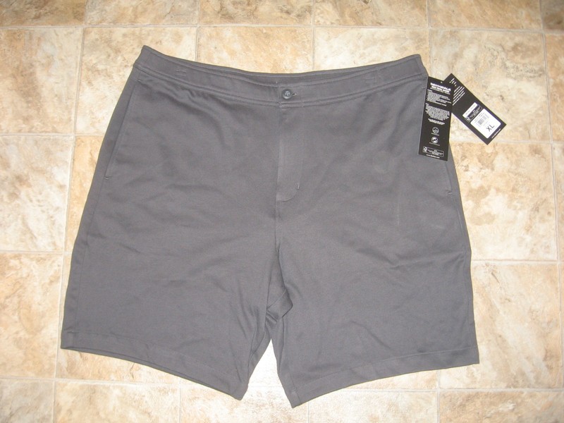 SKECHERS GO WALK TECH NEW WITH TAGS $55 GRAY SHORTS MEN'S XL