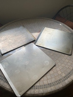 LOT OF 3 VINTAGE AIRBAKE BAKING COOKIE SHEETS WEAREVER & OTHER 14'' x 16''