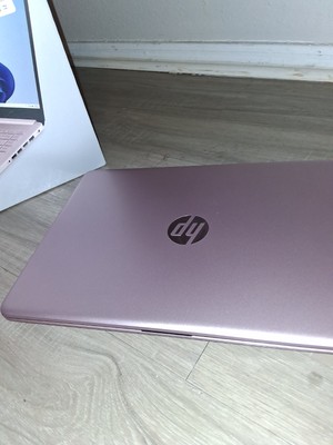 HP Pavilion 14 ピンク　i5/512GB 指紋認証 中古動作品 Pink HP 14 Laptop , Brand New, Never Been Used, Charger Included