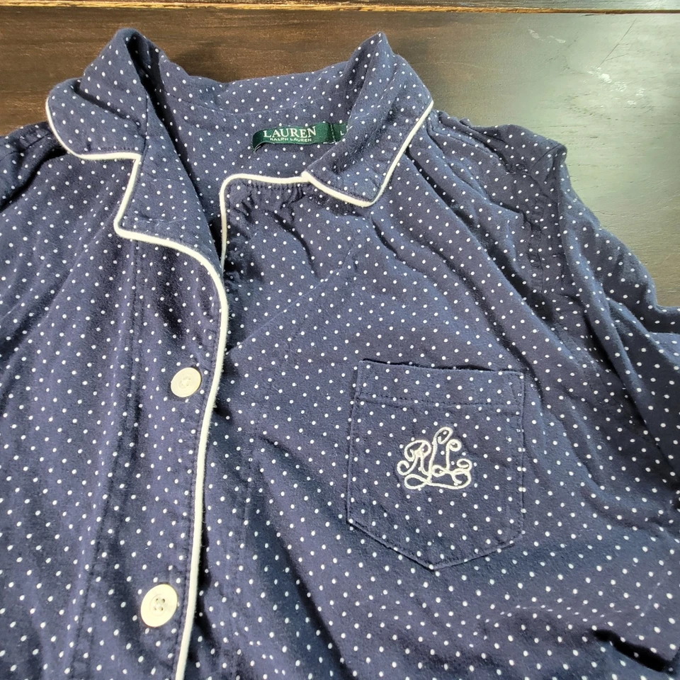 Conjunto de Pijama Lauren Ralph Lauren Feminino Azul e Branco Bolinhas Tamanho Grande - Imagem 2 de 4