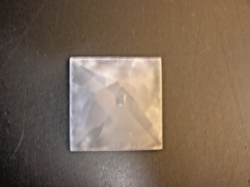 Selenite crystal pyramid 2-2.5" - Picture 3 of 4