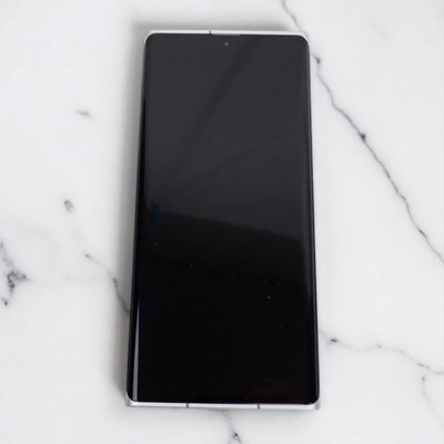 Leica Phone 1 LP-01 Softbank Sharp 256GB Black Silver Qualcomm Snapdragon