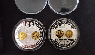 40 Gr 2 x Fein SILBER 999.9 Medaillen 1200 Jahre Deutsche Münzgeschichte SILVER