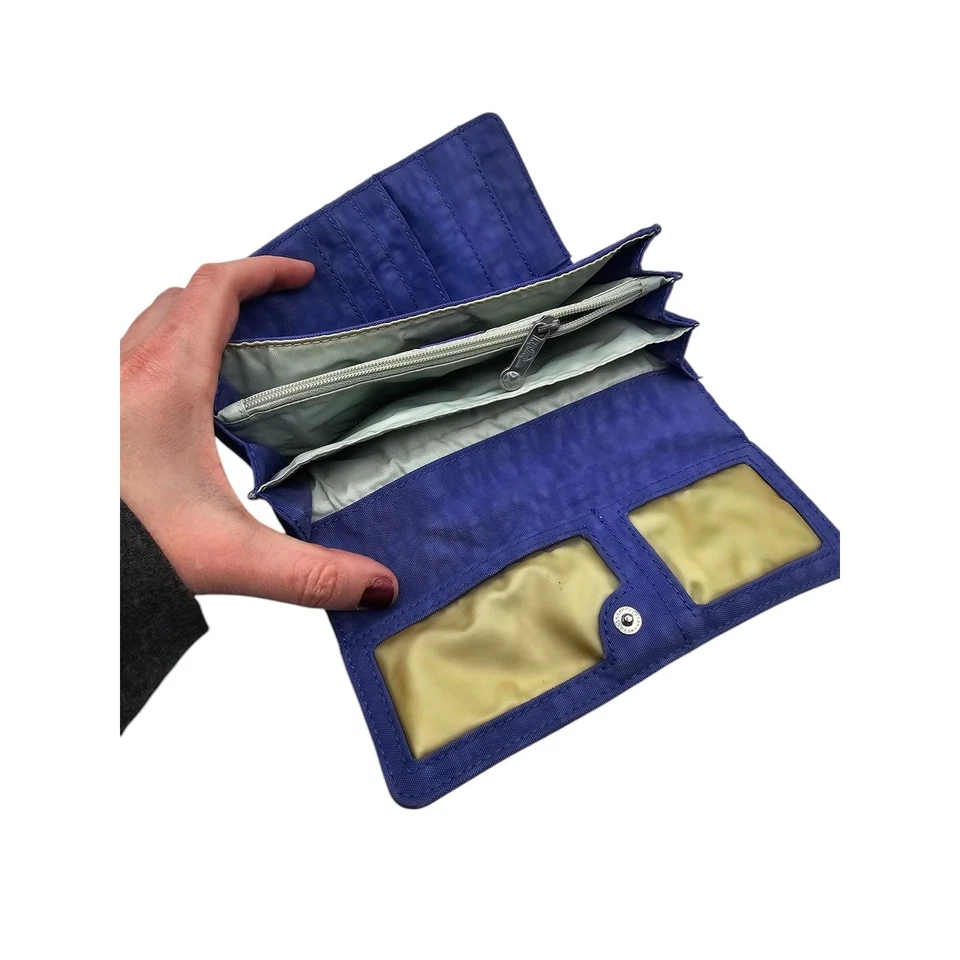 Cartera Kipling Púrpura Nylon Money Land RFID Snap Triple Plegable Foto 4 de 4