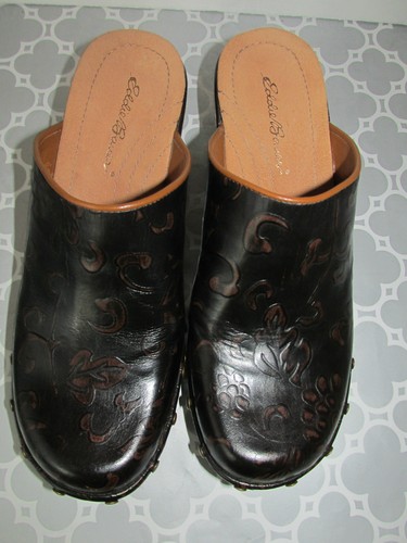Eddie Bauer Womens Size 7 Brown Embossed Tooled Leather Clog Slip-On Shoes - Picture 6 of 7