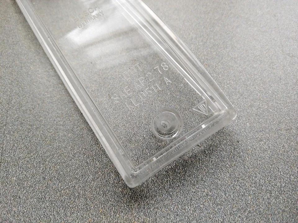 NUEVO ORIGINAL GENUINO PORSCHE 911 912E 930 LENTE MARCADOR LATERAL BOSCH TRANSPARENTE Foto 3 de 4
