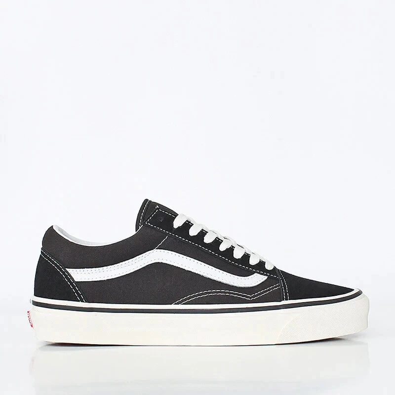 Mens Vans Old Skool 36 Shoes (Anaheim Factory) Black/True White ALL UK SIZES.
Opens in a new window