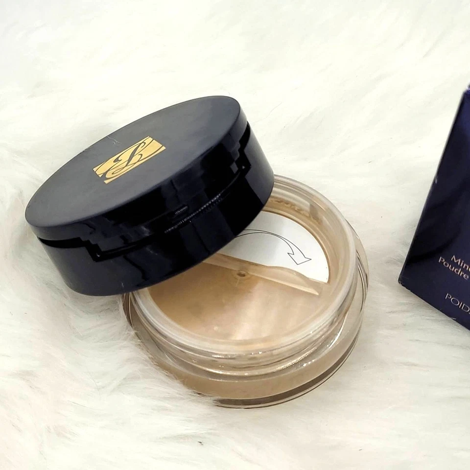 Maquillaje en polvo suelto rico en minerales de doble uso de Estee Lauder .39 oz - Intensidad 4.0 Foto 4 de 4