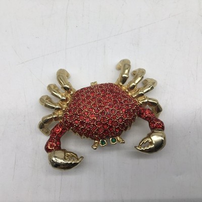 Red Bejeweled  Enameled Gold Tone Rhinestone Crab Trinket Box 3.25 
