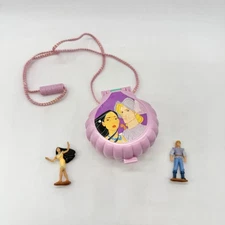 Vintage 1993 Disney Pocahontas Once Upon A Time Locket Necklace W/ Figures